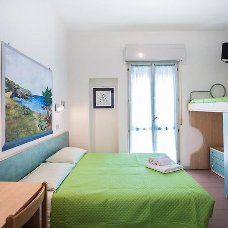 Hotel Silvana Cattolica Dış mekan fotoğraf